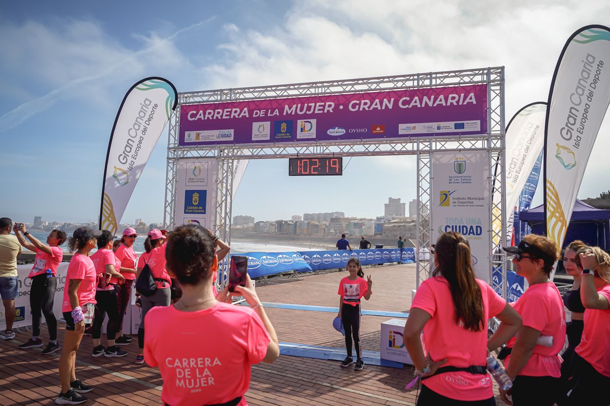 Las fotos de meta de la Carrera de la Mujer de Gran Canaria 12 01 30 15701 O