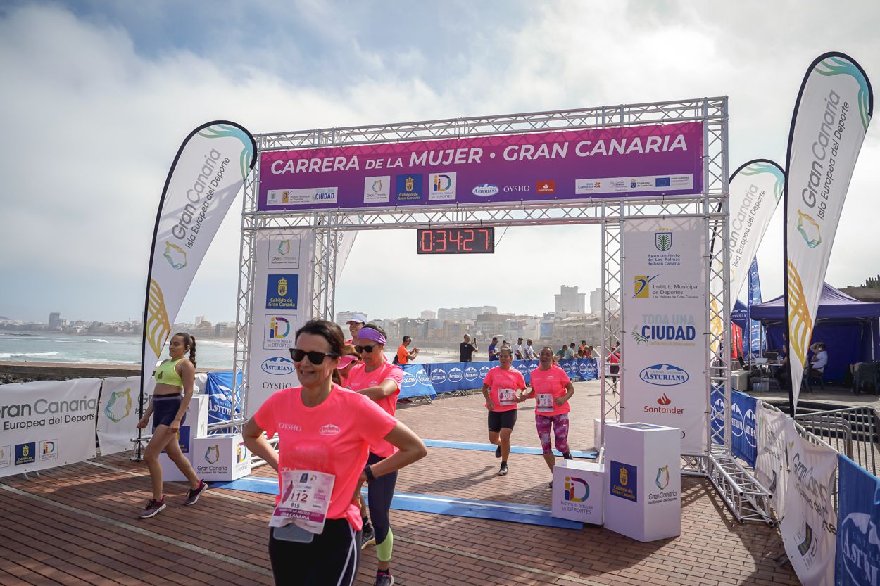 Las fotos de meta de la Carrera de la Mujer de Gran Canaria 11 33 38 15701 O