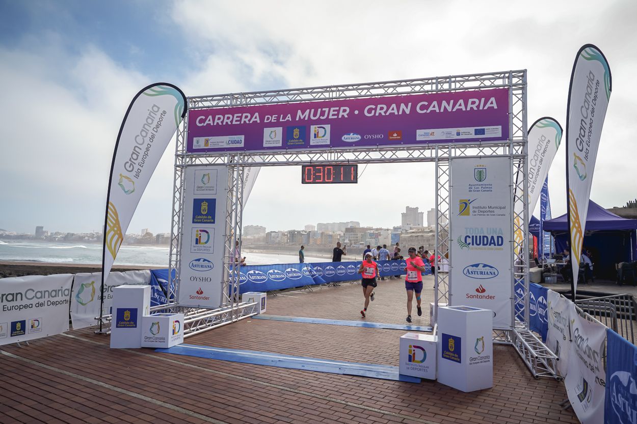 Las fotos de meta de la Carrera de la Mujer de Gran Canaria11 29 22 15701 O