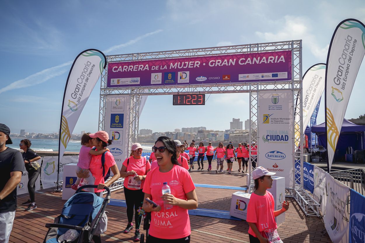 Las fotos de meta de la Carrera de la Mujer de Gran Canaria 12 11 34 15701 O