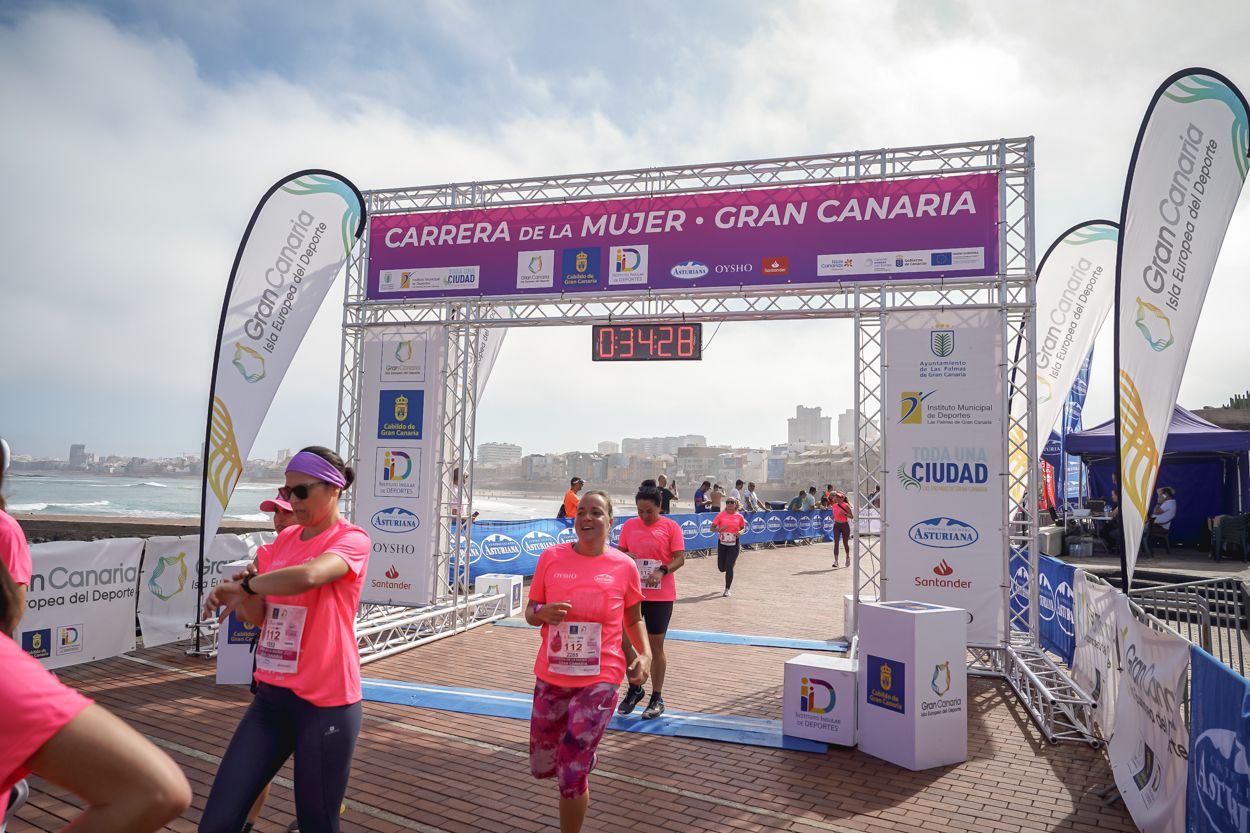 Las fotos de meta de la Carrera de la Mujer de Gran Canaria 11 33 39 15701 O