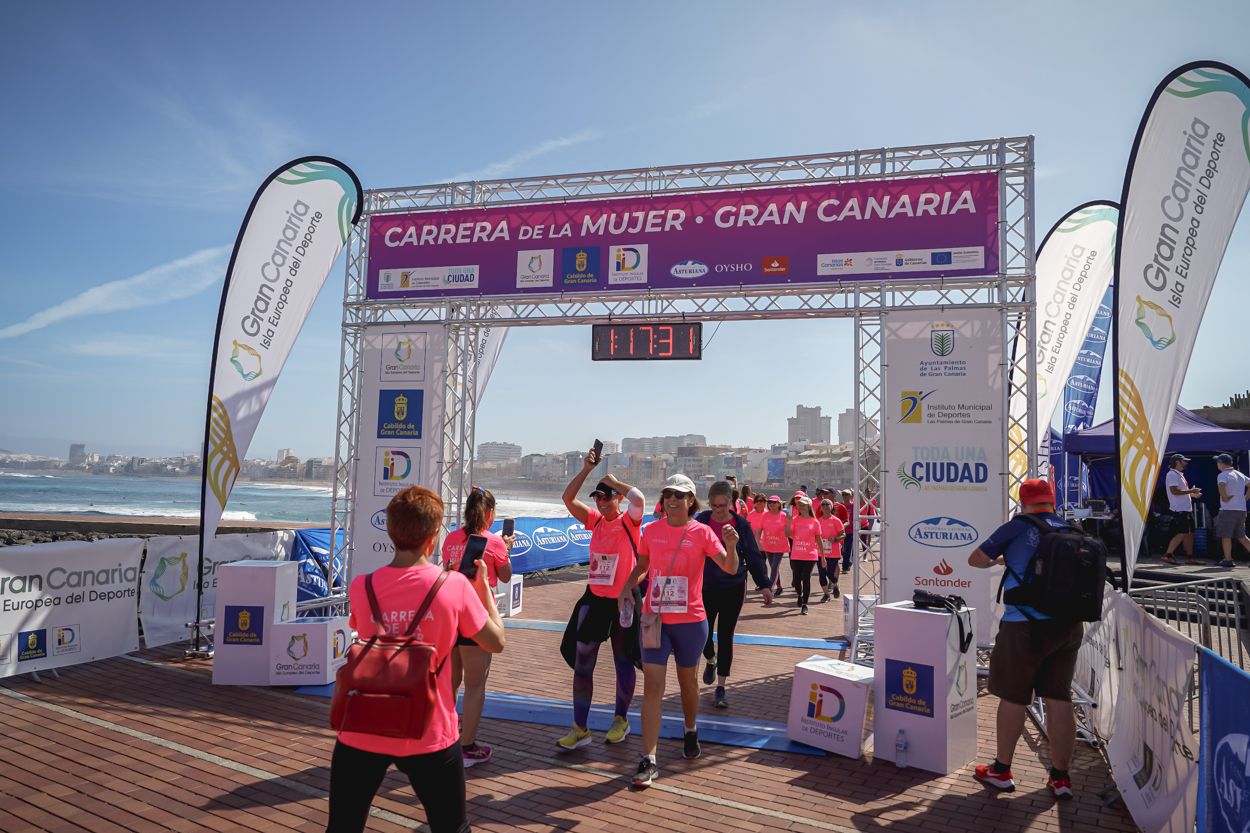 Las fotos de meta de la Carrera de la Mujer de Gran Canaria 12 16 42 15701 O
