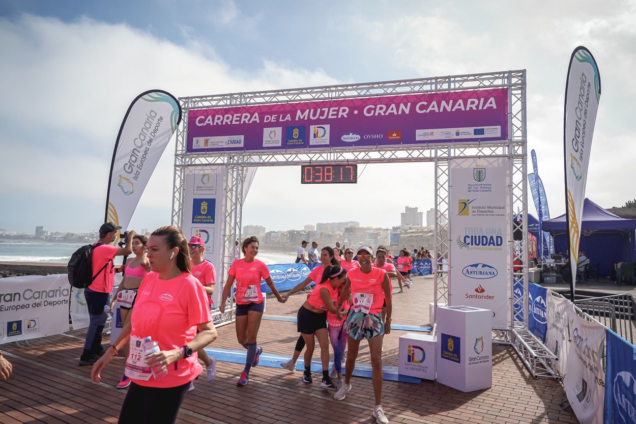 Las fotos de meta de la Carrera de la Mujer de Gran Canaria 11 37 28 15701 O