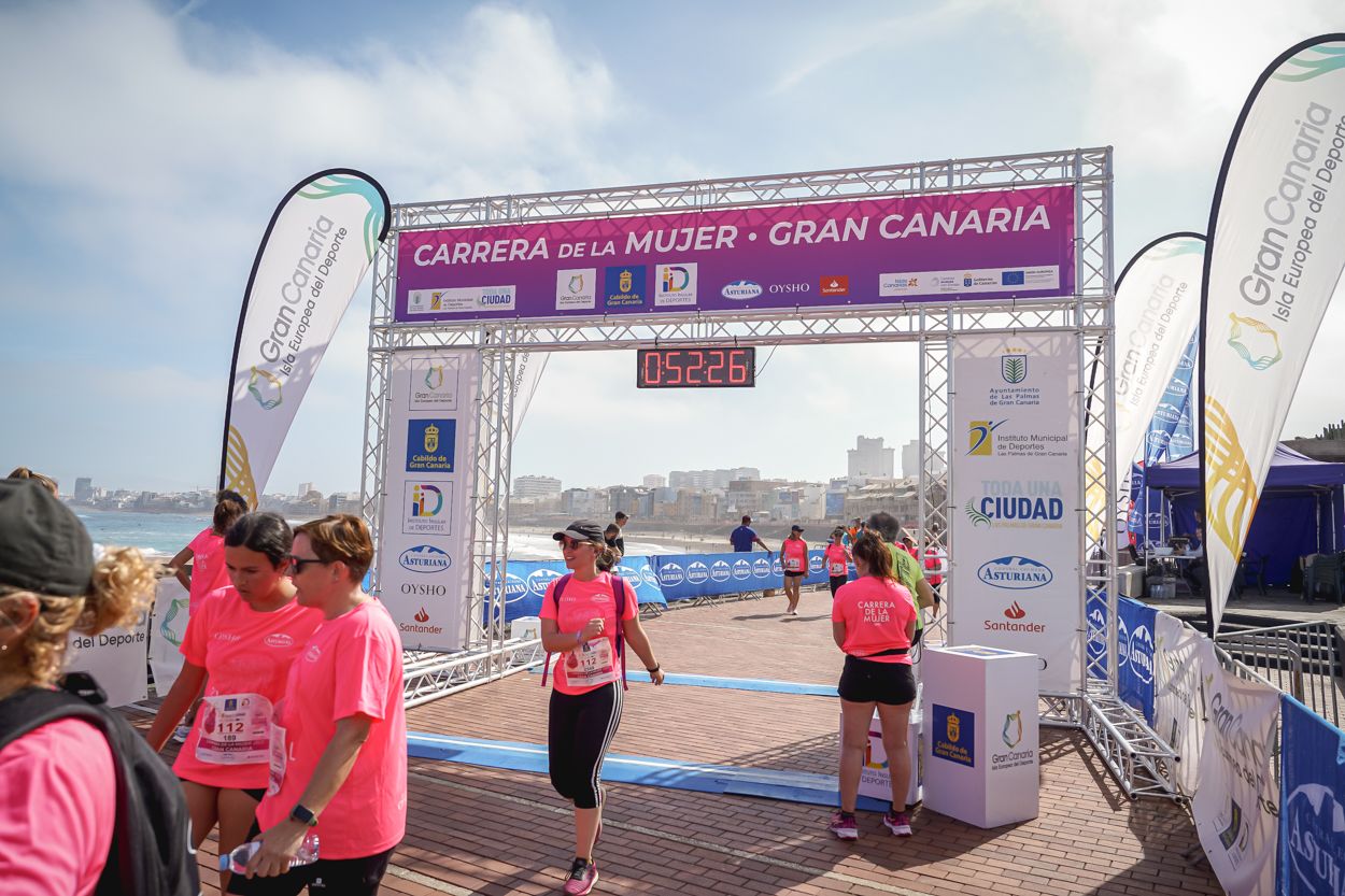 Las fotos de meta de la Carrera de la Mujer de Gran Canaria 11 51 37 15701 O