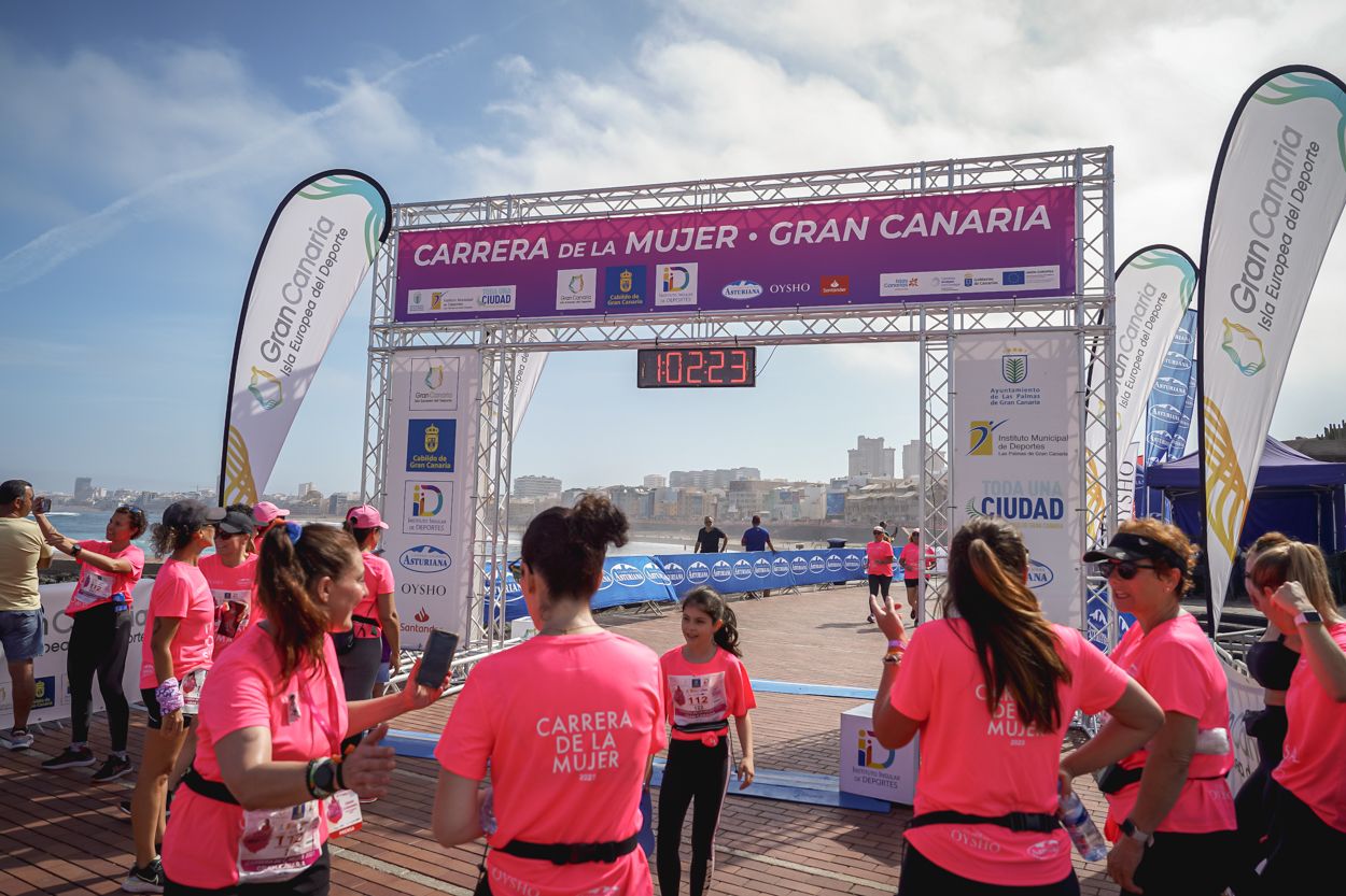 Las fotos de meta de la Carrera de la Mujer de Gran Canaria 12 01 34 15701 O