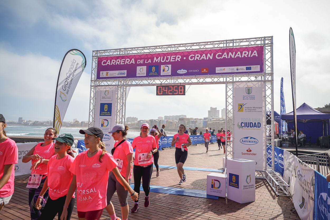 Las fotos de meta de la Carrera de la Mujer de Gran Canaria 11 42 09 15701 O