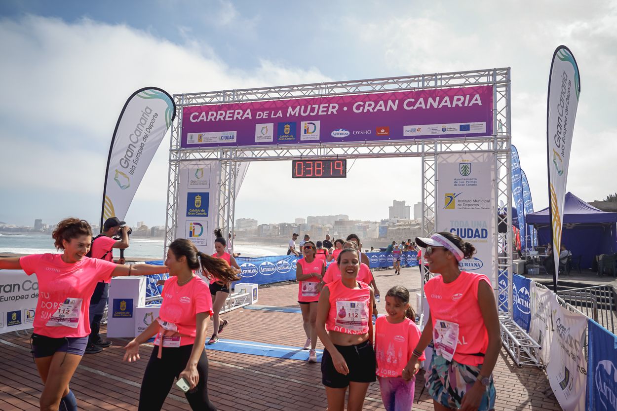 Las fotos de meta de la Carrera de la Mujer de Gran Canaria 11 37 30 15701 O