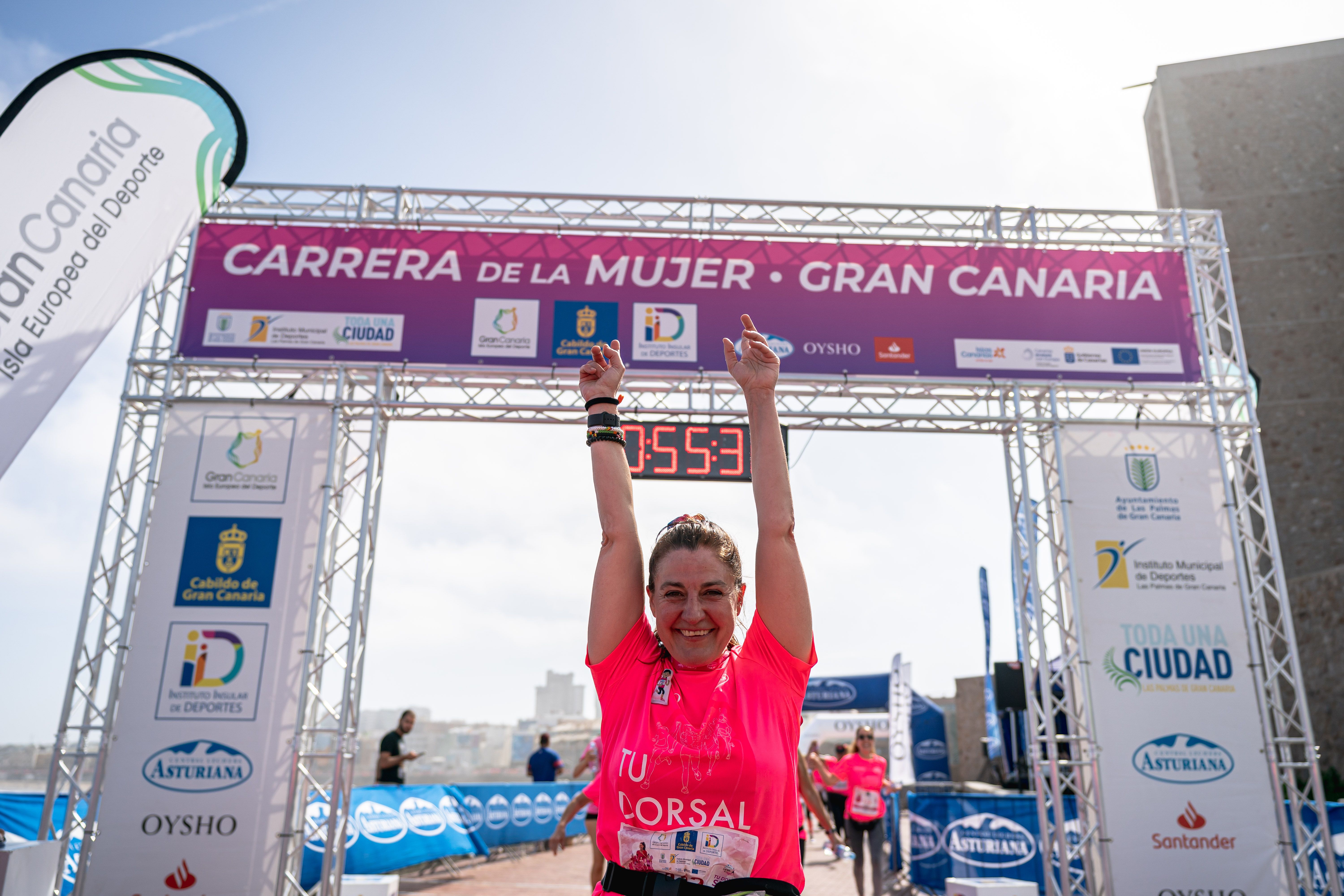 Las fotos de meta de la Carrera de la Mujer de Gran Canaria 11 56 38 14807 O