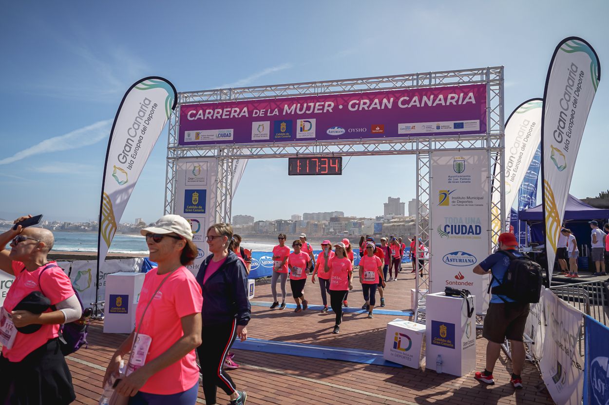 Las fotos de meta de la Carrera de la Mujer de Gran Canaria 12 16 45 15701 O