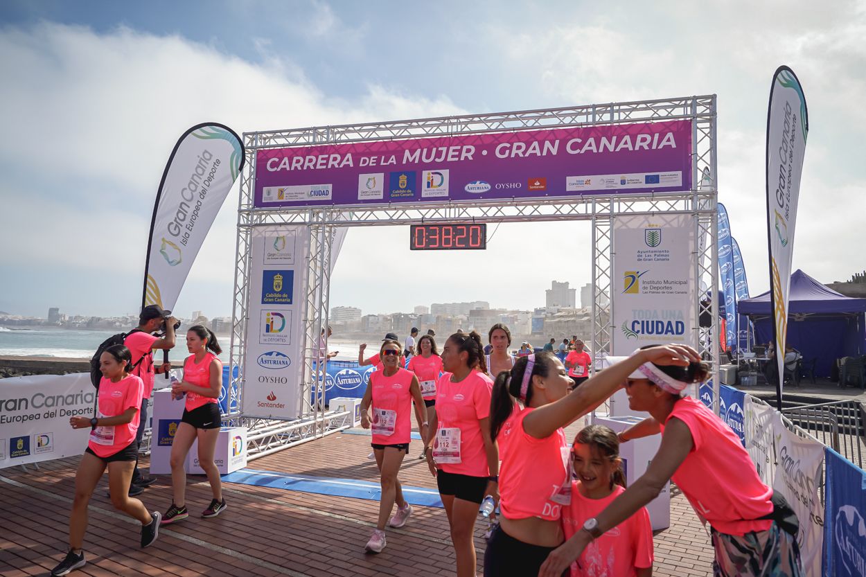 Las fotos de meta de la Carrera de la Mujer de Gran Canaria 11 37 31 15701 O