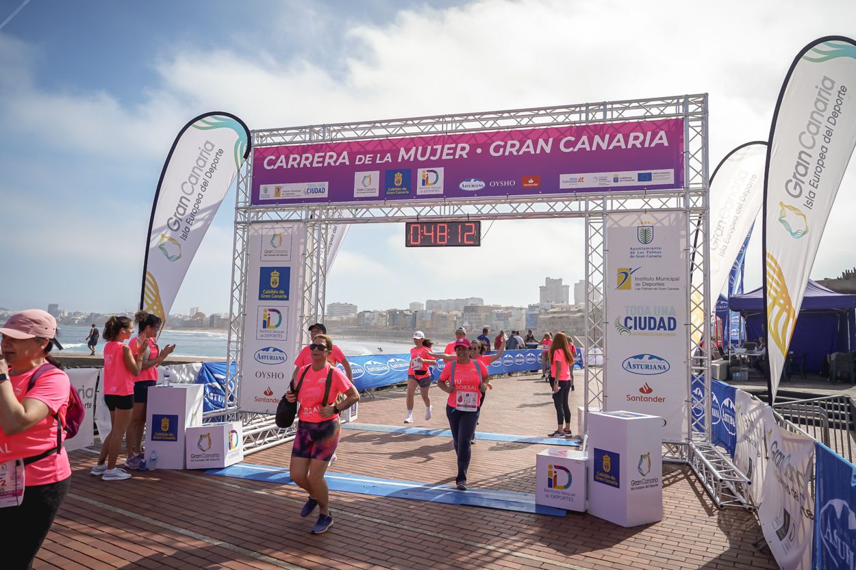 Las fotos de meta de la Carrera de la Mujer de Gran Canaria 11 47 23 15701 O