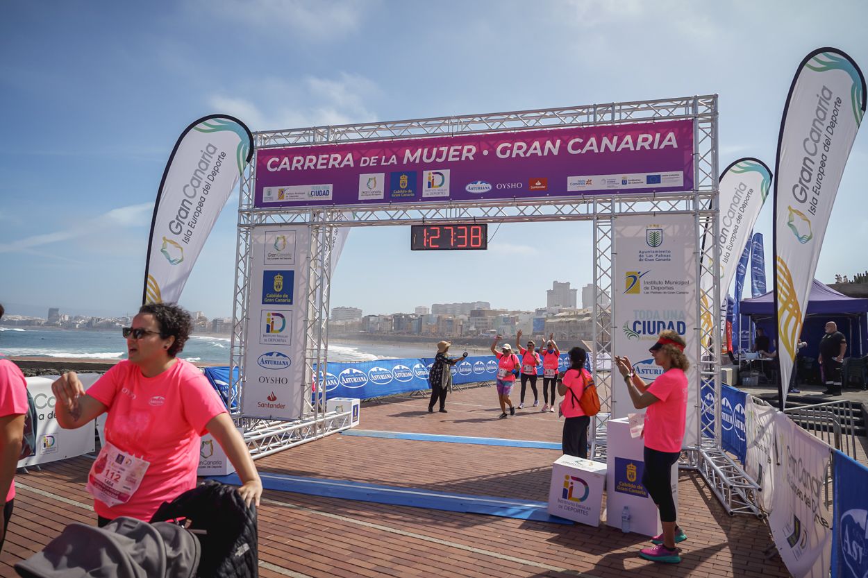 Las fotos de meta de la Carrera de la Mujer de Gran Canaria 12 26 49 15701 O