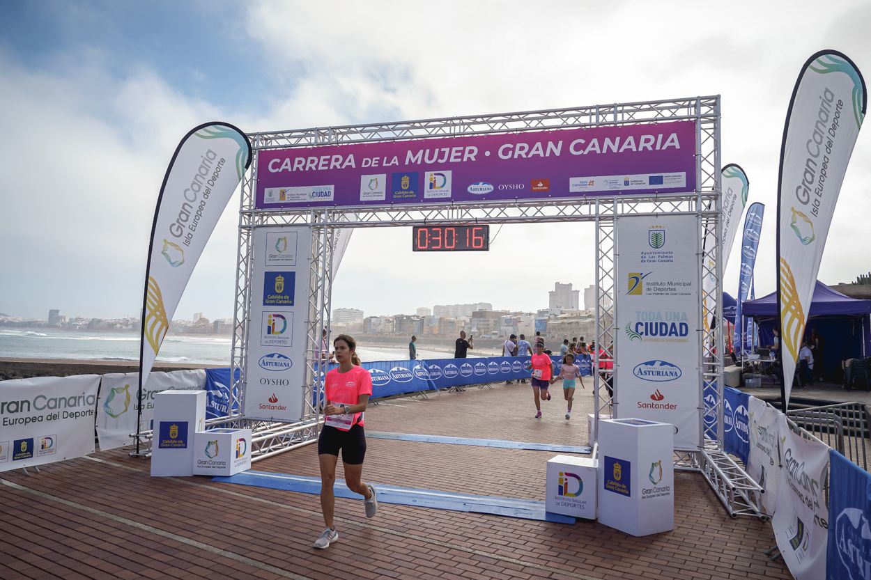 Las fotos de meta de la Carrera de la Mujer de Gran Canaria11 29 27 15701 O