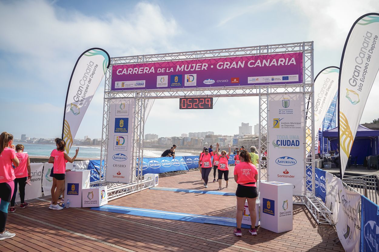Las fotos de meta de la Carrera de la Mujer de Gran Canaria 11 51 40 15701 O