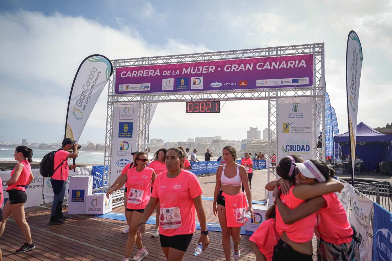 Las fotos de meta de la Carrera de la Mujer de Gran Canaria 11 37 32 15701 O