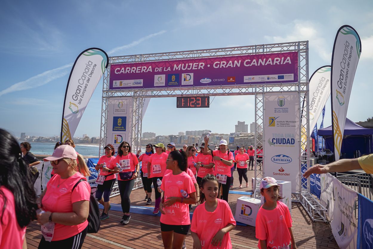 Las fotos de meta de la Carrera de la Mujer de Gran Canaria 12 11 41 15701 O