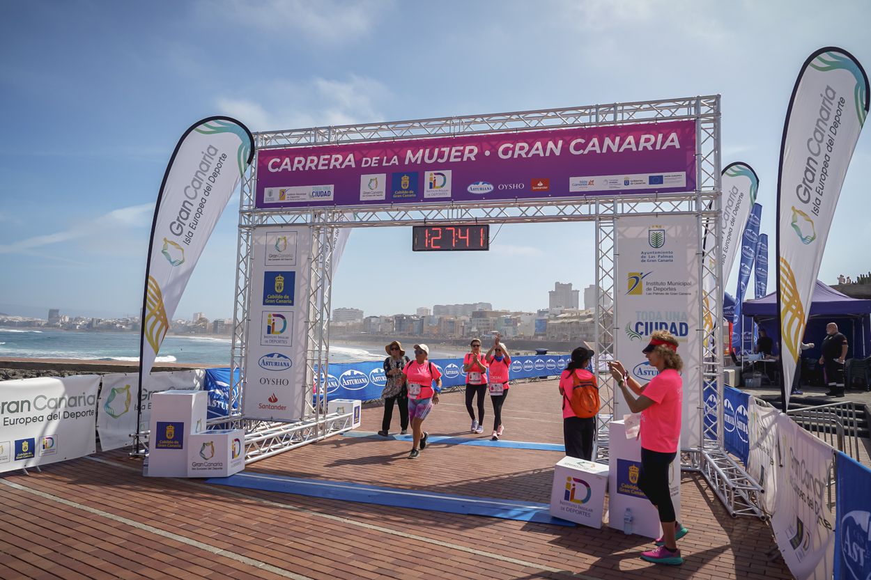 Las fotos de meta de la Carrera de la Mujer de Gran Canaria 12 26 52 15701 O