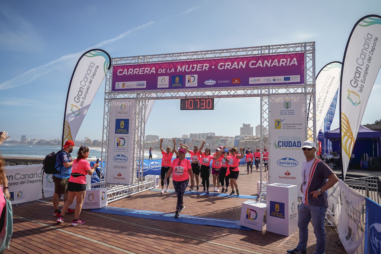 Las fotos de meta de la Carrera de la Mujer de Gran Canaria 12 06 41 15701 O