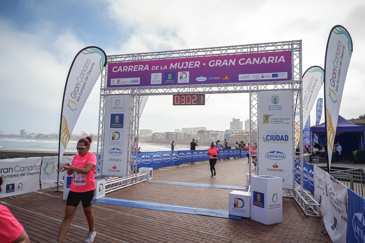 Las fotos de meta de la Carrera de la Mujer de Gran Canaria11 29 32 15701 O