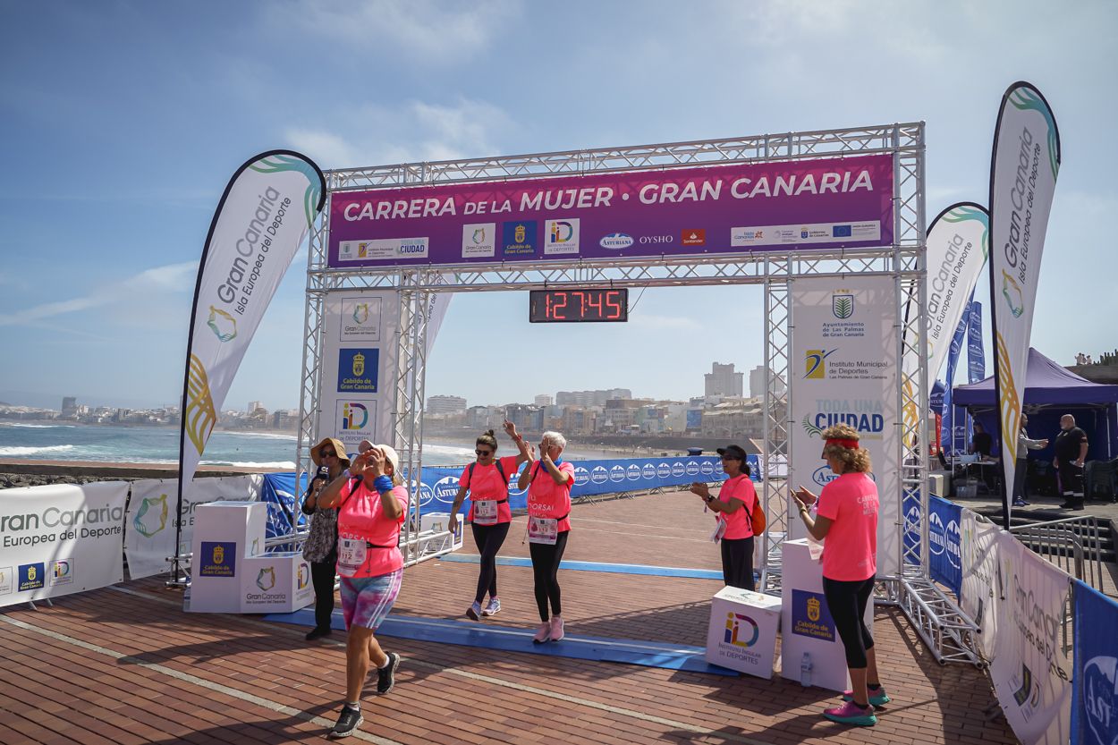 Las fotos de meta de la Carrera de la Mujer de Gran Canaria 12 26 55 15701 O