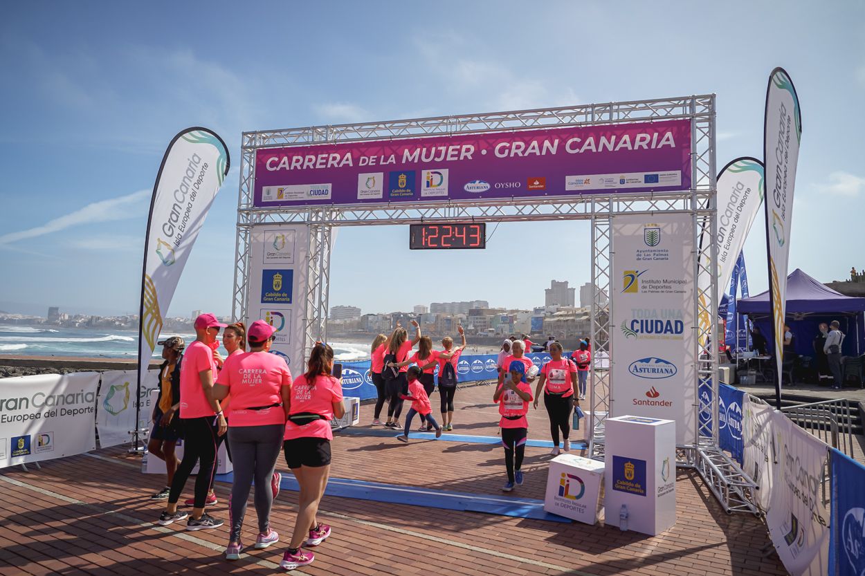 Las fotos de meta de la Carrera de la Mujer de Gran Canaria 12 21 54 15701 O