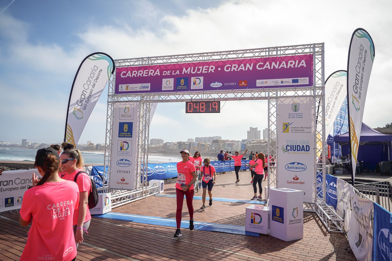 Las fotos de meta de la Carrera de la Mujer de Gran Canaria 11 47 30 15701 O