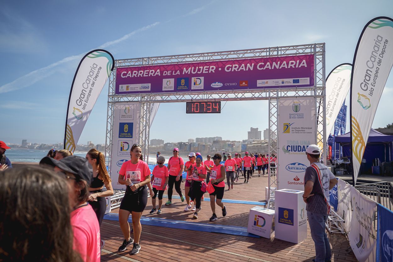 Las fotos de meta de la Carrera de la Mujer de Gran Canaria 12 06 45 15701 O