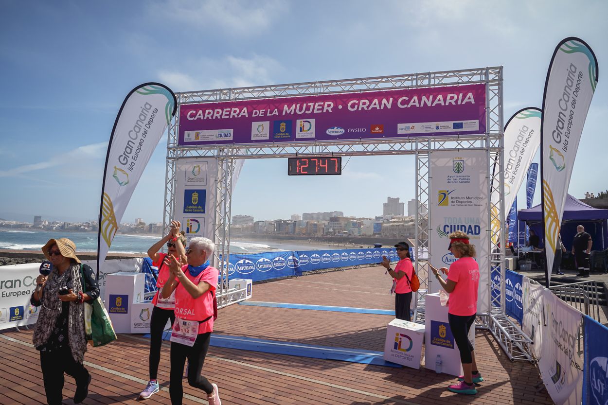 Las fotos de meta de la Carrera de la Mujer de Gran Canaria 12 26 57 15701 O