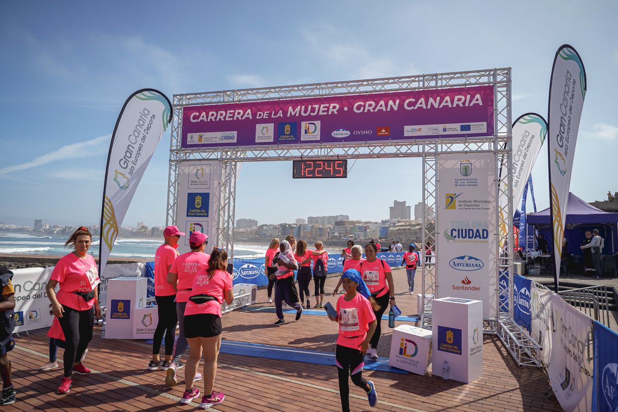 Las fotos de meta de la Carrera de la Mujer de Gran Canaria 12 21 56 15701 O