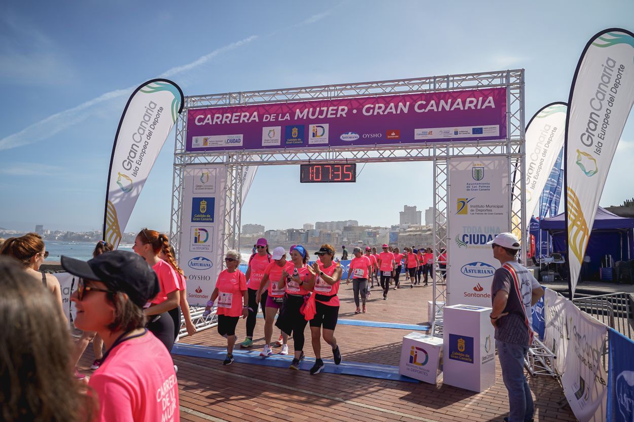 Las fotos de meta de la Carrera de la Mujer de Gran Canaria 12 06 46 15701 O