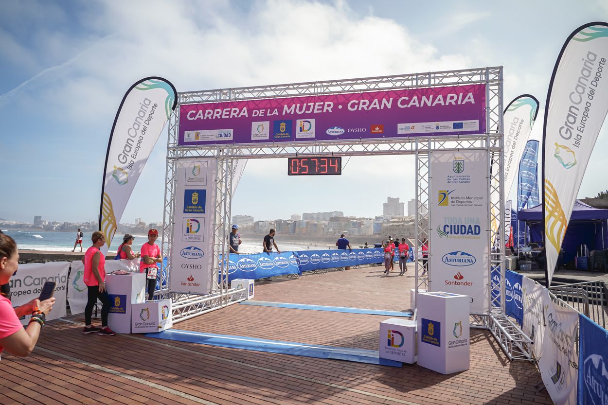 Las fotos de meta de la Carrera de la Mujer de Gran Canaria 11 56 45 15701 O