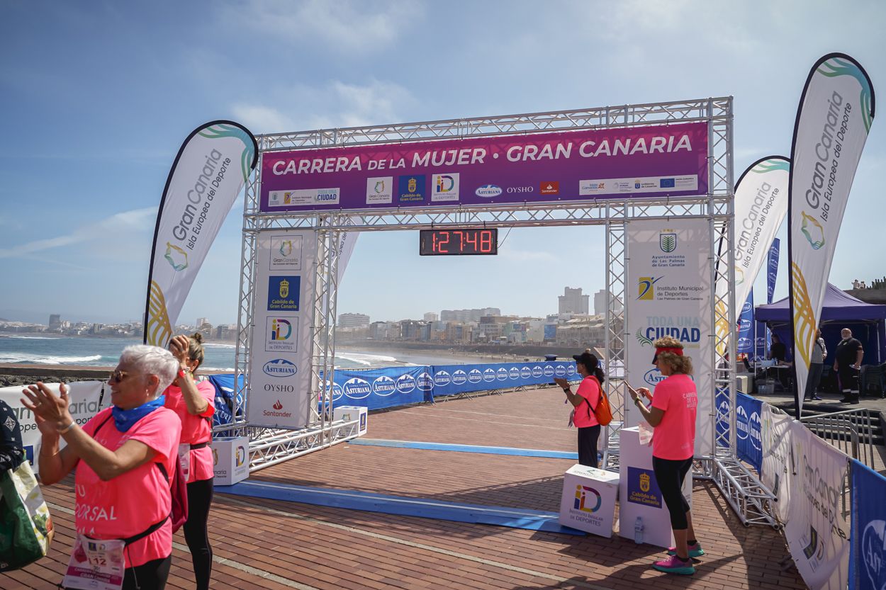 Las fotos de meta de la Carrera de la Mujer de Gran Canaria 12 26 58 15701 O