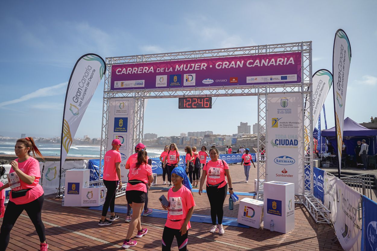 Las fotos de meta de la Carrera de la Mujer de Gran Canaria 12 21 57 15701 O