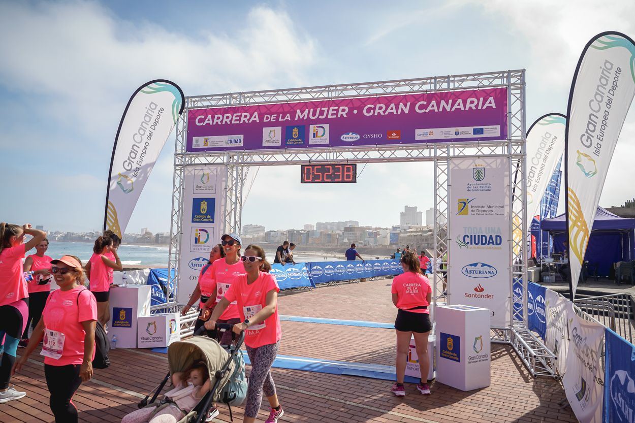Las fotos de meta de la Carrera de la Mujer de Gran Canaria 11 51 49 15701 O