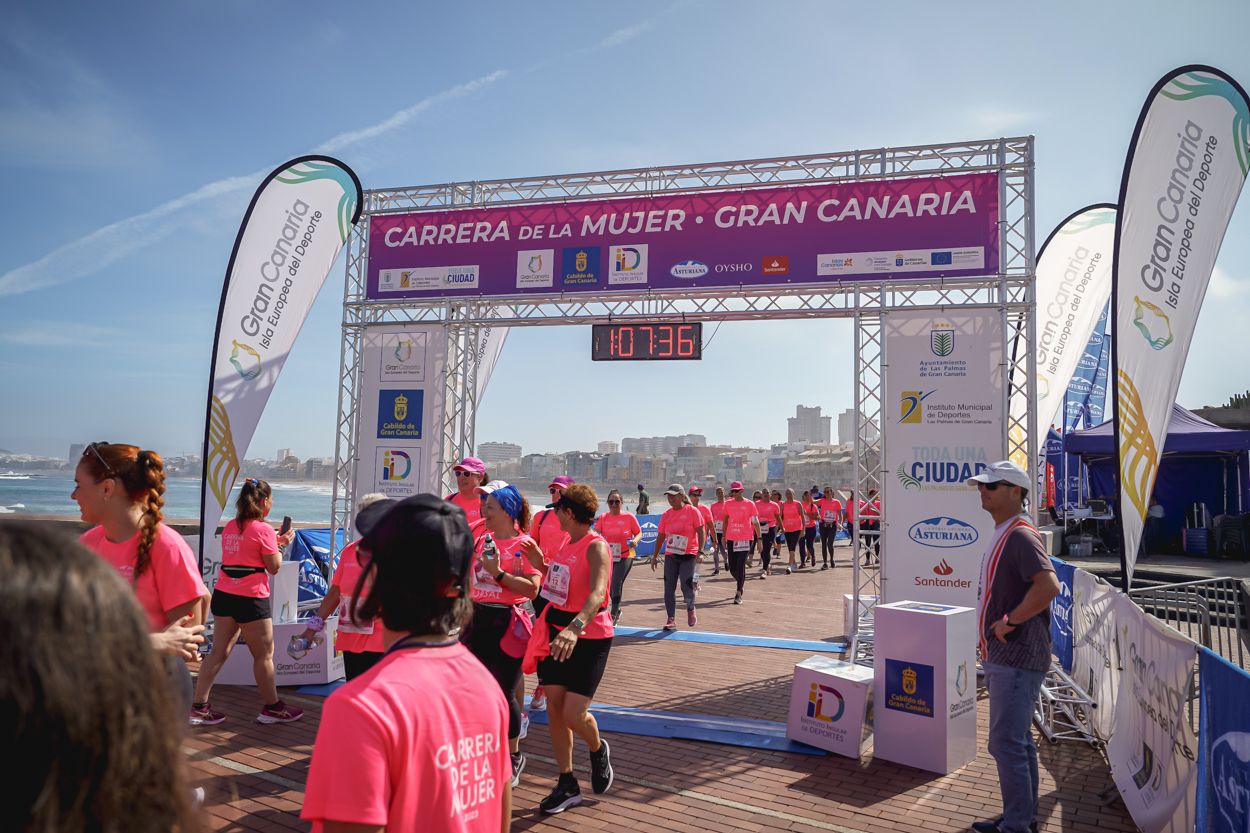 Las fotos de meta de la Carrera de la Mujer de Gran Canaria 12 06 47 15701 O