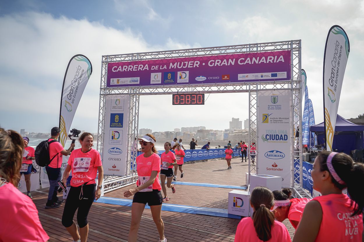 Las fotos de meta de la Carrera de la Mujer de Gran Canaria 11 37 41 15701 O