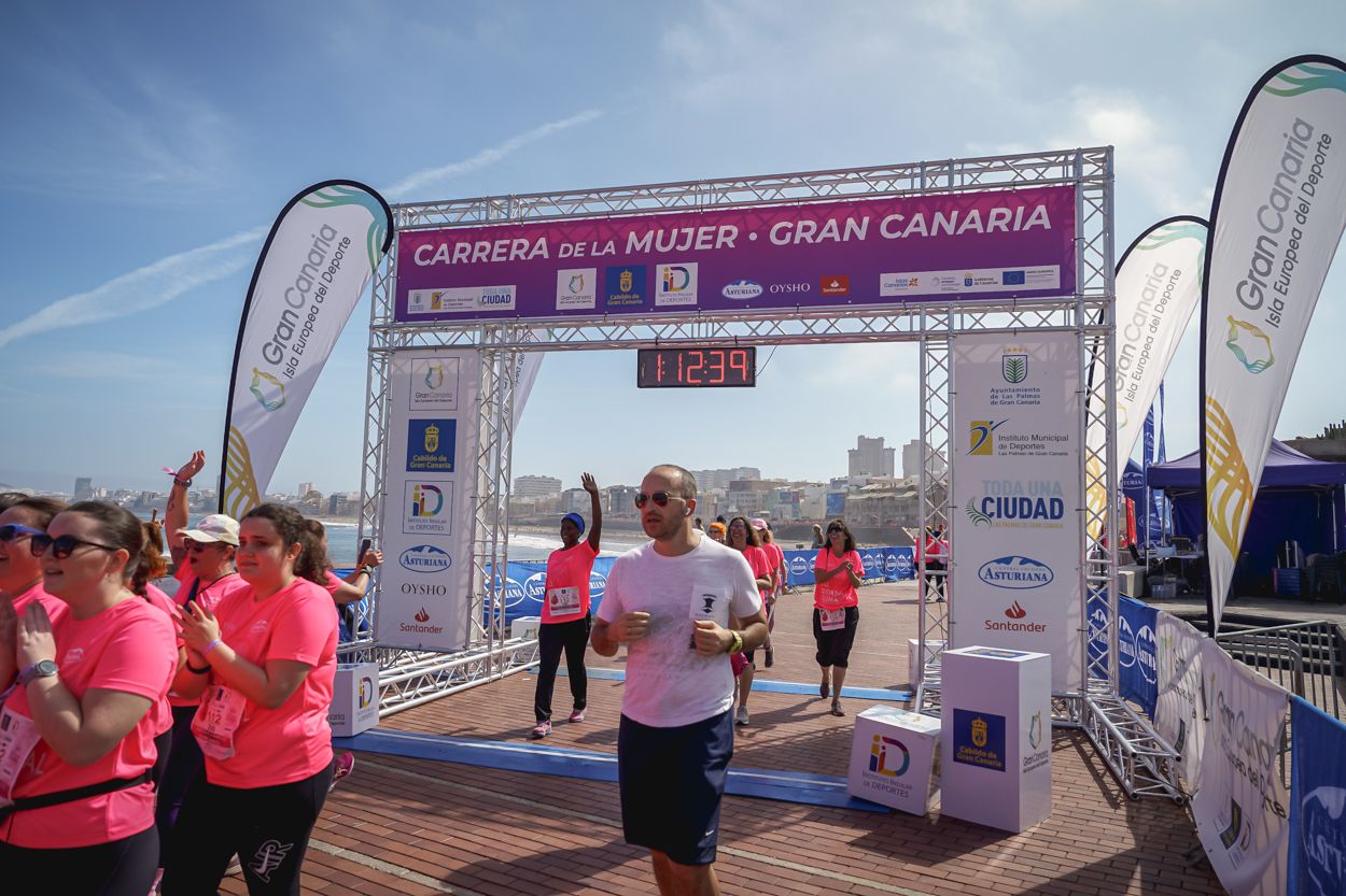 Las fotos de meta de la Carrera de la Mujer de Gran Canaria 12 11 50 15701 O