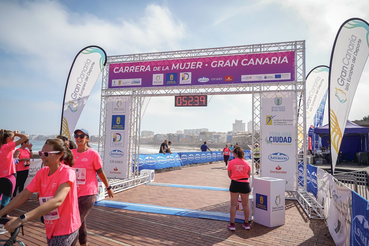 Las fotos de meta de la Carrera de la Mujer de Gran Canaria 11 51 50 15701 O