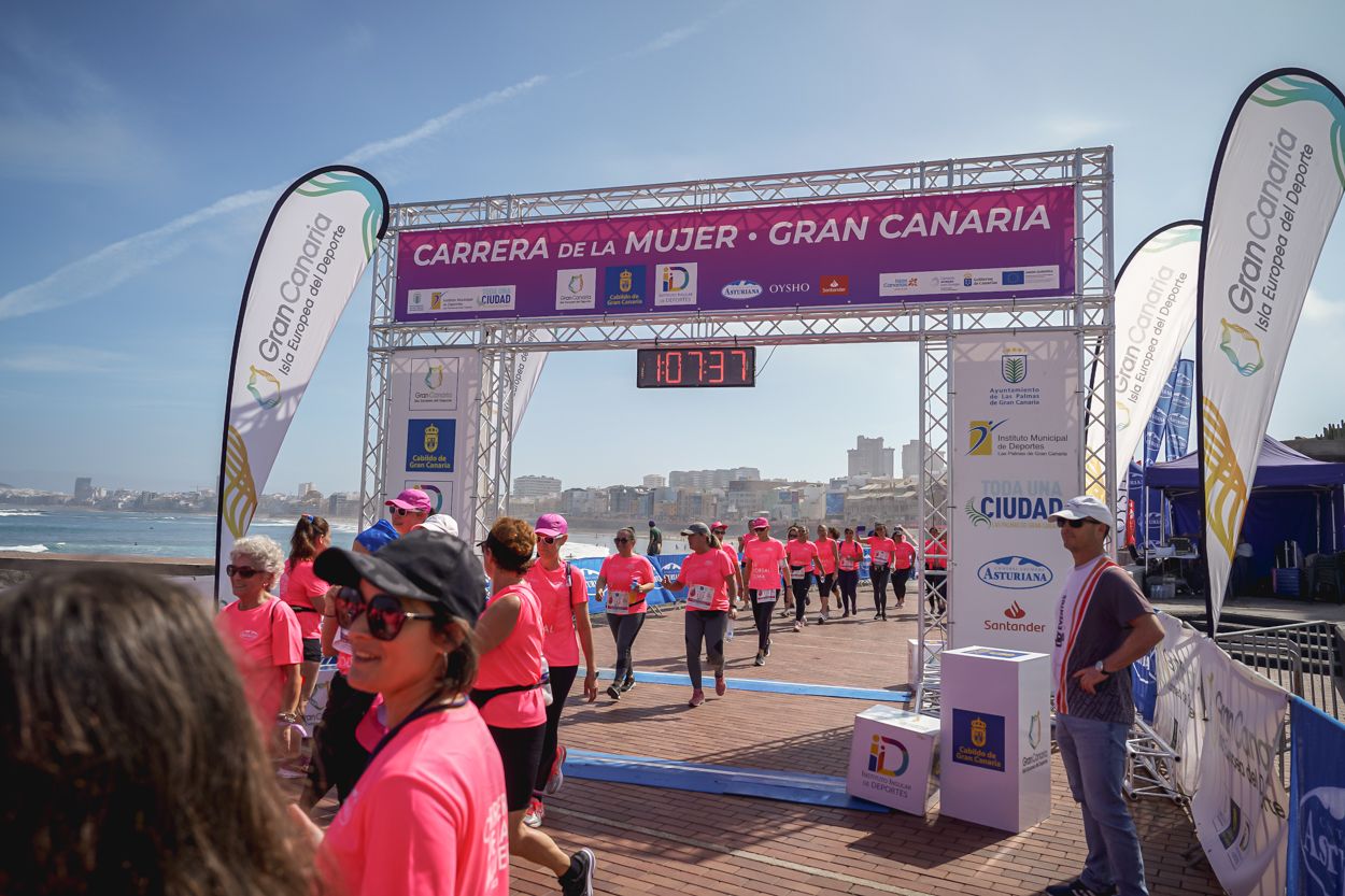 Las fotos de meta de la Carrera de la Mujer de Gran Canaria 12 06 48 15701 O