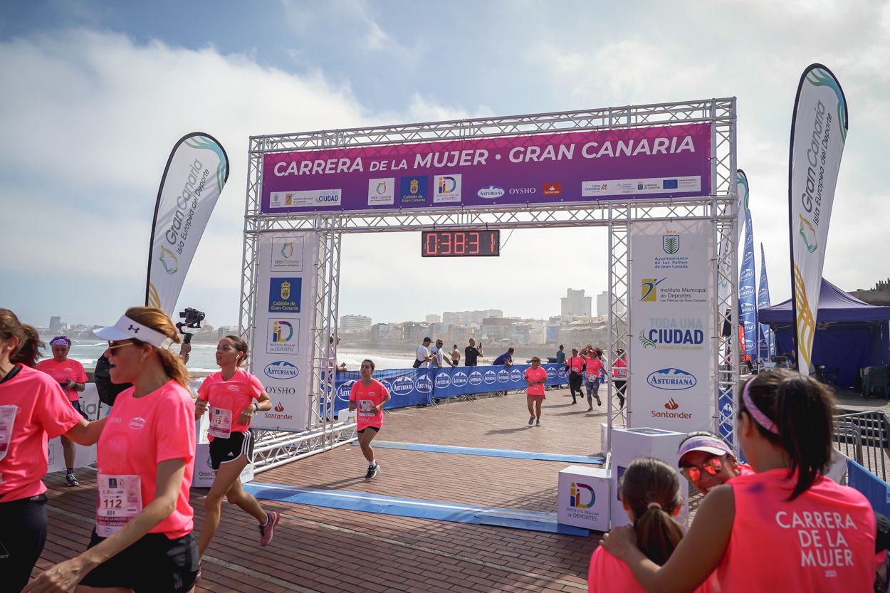 Las fotos de meta de la Carrera de la Mujer de Gran Canaria 11 37 42 15701 O