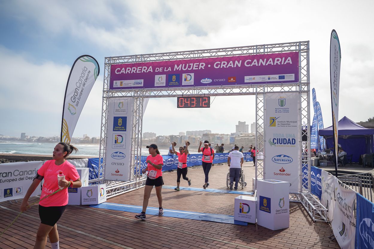 Las fotos de meta de la Carrera de la Mujer de Gran Canaria 11 42 23 15701 O
