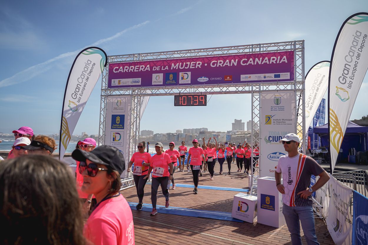 Las fotos de meta de la Carrera de la Mujer de Gran Canaria 12 06 50 15701 O