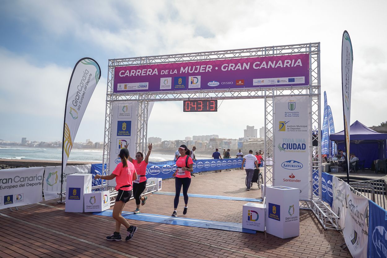 Las fotos de meta de la Carrera de la Mujer de Gran Canaria 11 42 24 15701 O