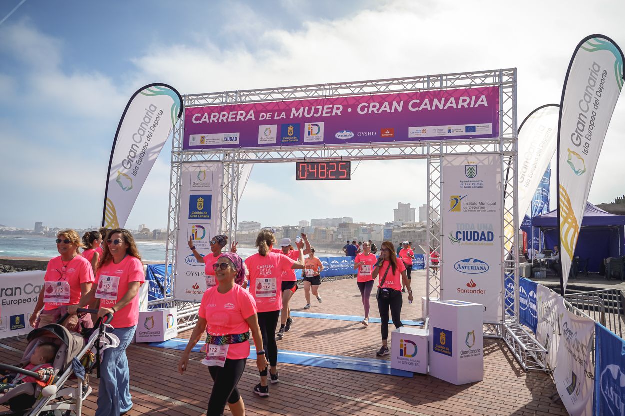 Las fotos de meta de la Carrera de la Mujer de Gran Canaria 11 47 36 15701 O