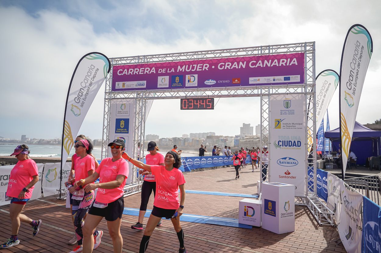 Las fotos de meta de la Carrera de la Mujer de Gran Canaria 11 33 56 15701 O