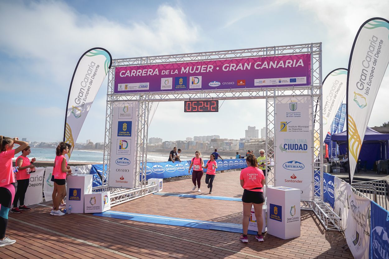 Las fotos de meta de la Carrera de la Mujer de Gran Canaria 11 51 53 15701 O