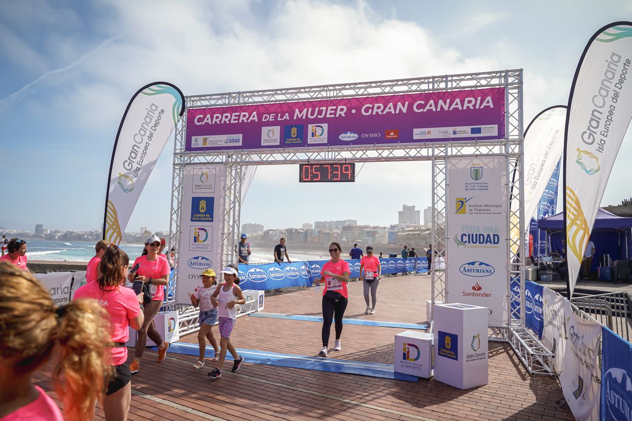Las fotos de meta de la Carrera de la Mujer de Gran Canaria 11 56 50 15701 O