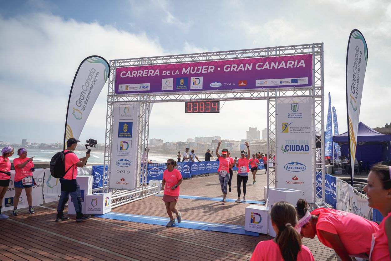Las fotos de meta de la Carrera de la Mujer de Gran Canaria 11 37 45 15701 O