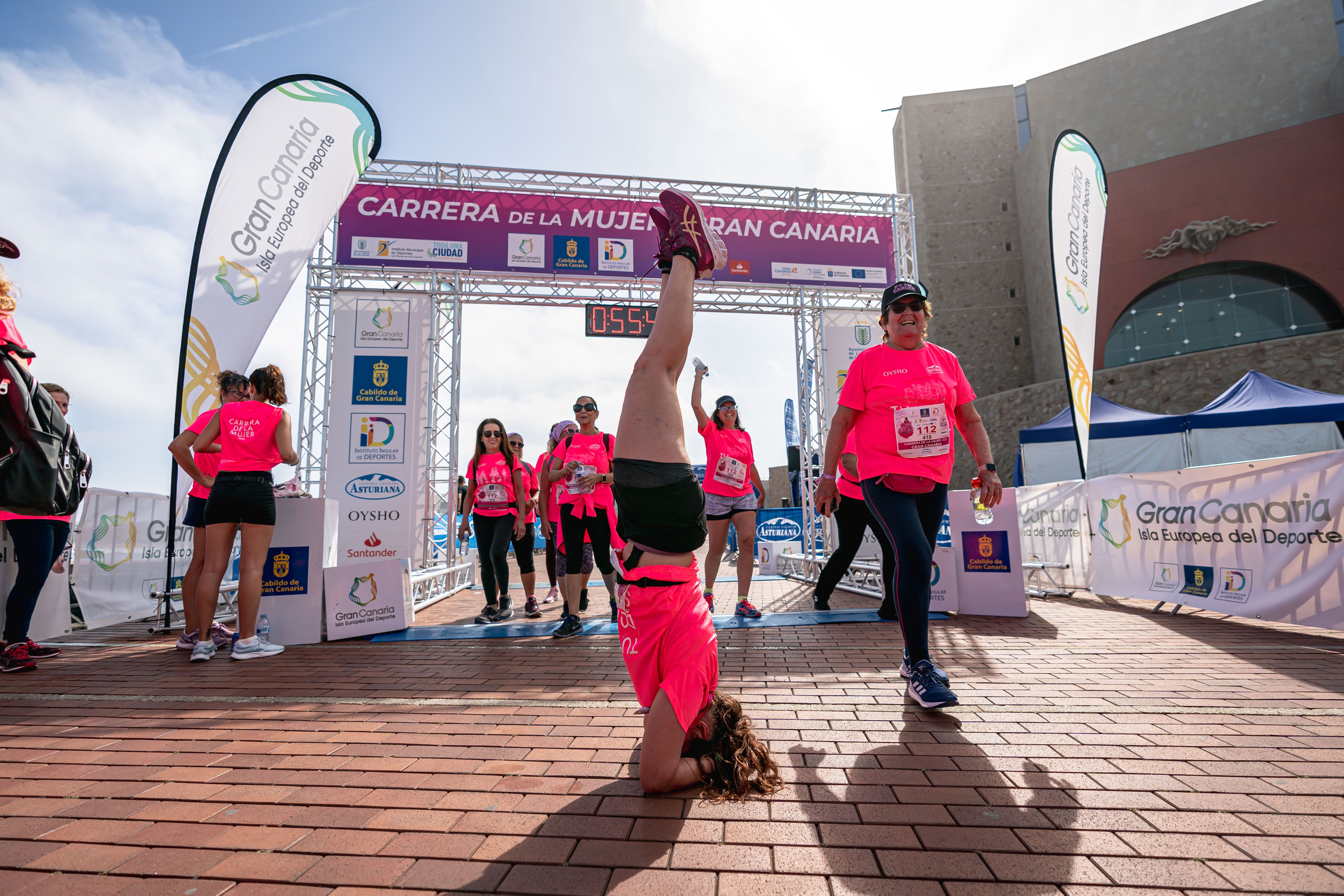 Las fotos de meta de la Carrera de la Mujer de Gran Canaria 11 56 51 2 14807 O