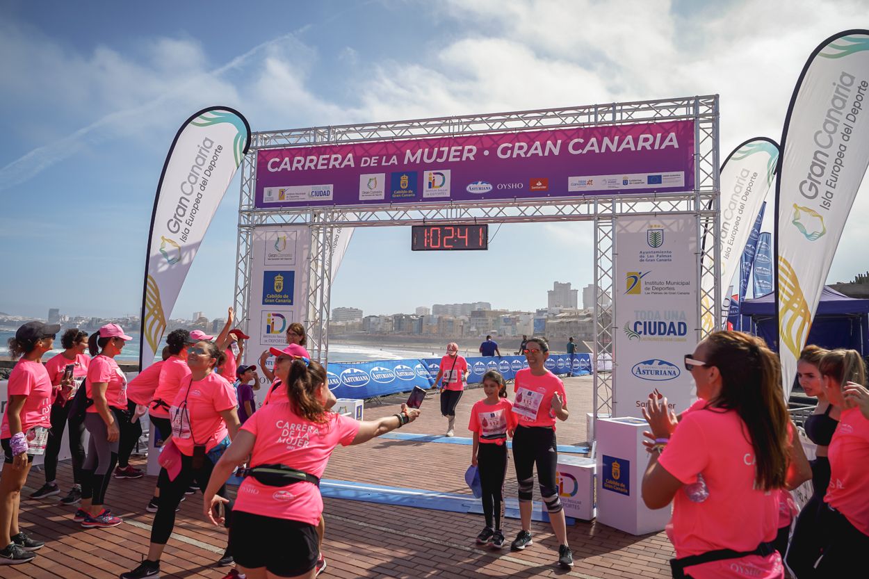 Las fotos de meta de la Carrera de la Mujer de Gran Canaria 12 01 51 15701 O